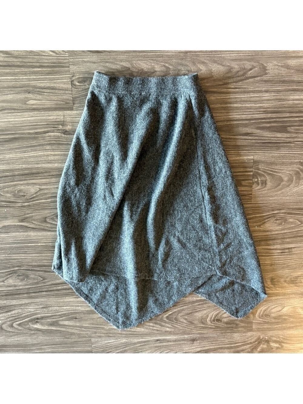 Le Lis Gray Asymmetrical Women's Skirt XS - Picture 7 of 9